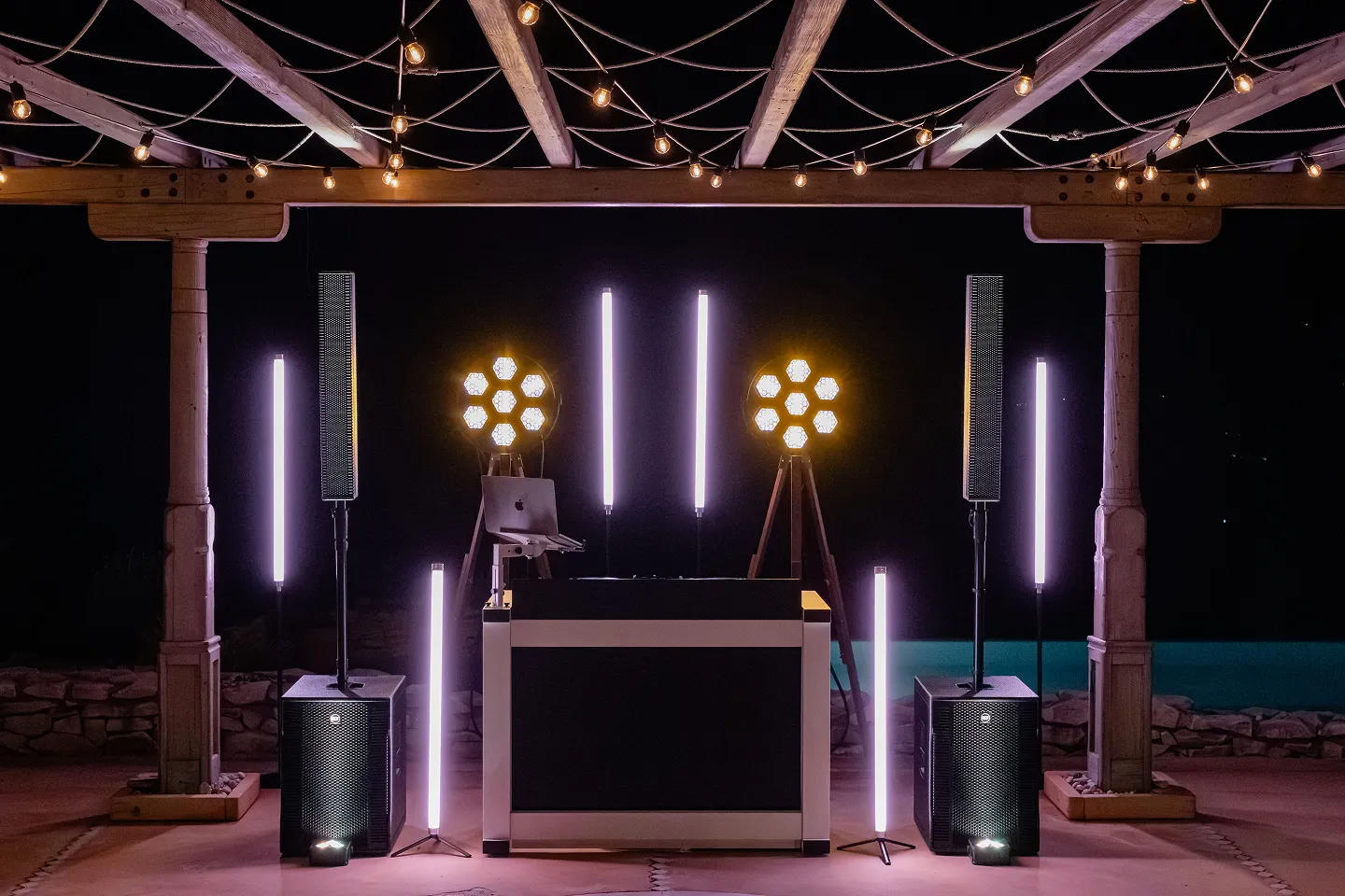Dance floor light — rasvjeta plesnog podija